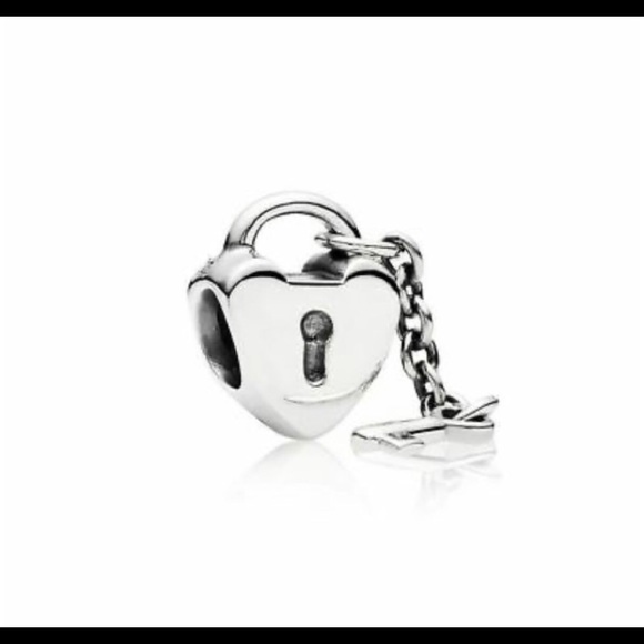 Pandora Key To My Heart charm